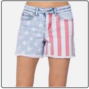 Judy Blue ‘Merica’ American Flag Mid Jean Shorts Size large